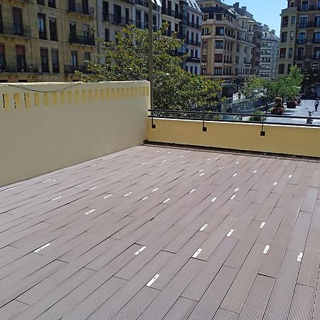 Apartamentos Gran Via By Sanse Holidays Сан Себастиан Екстериор снимка
