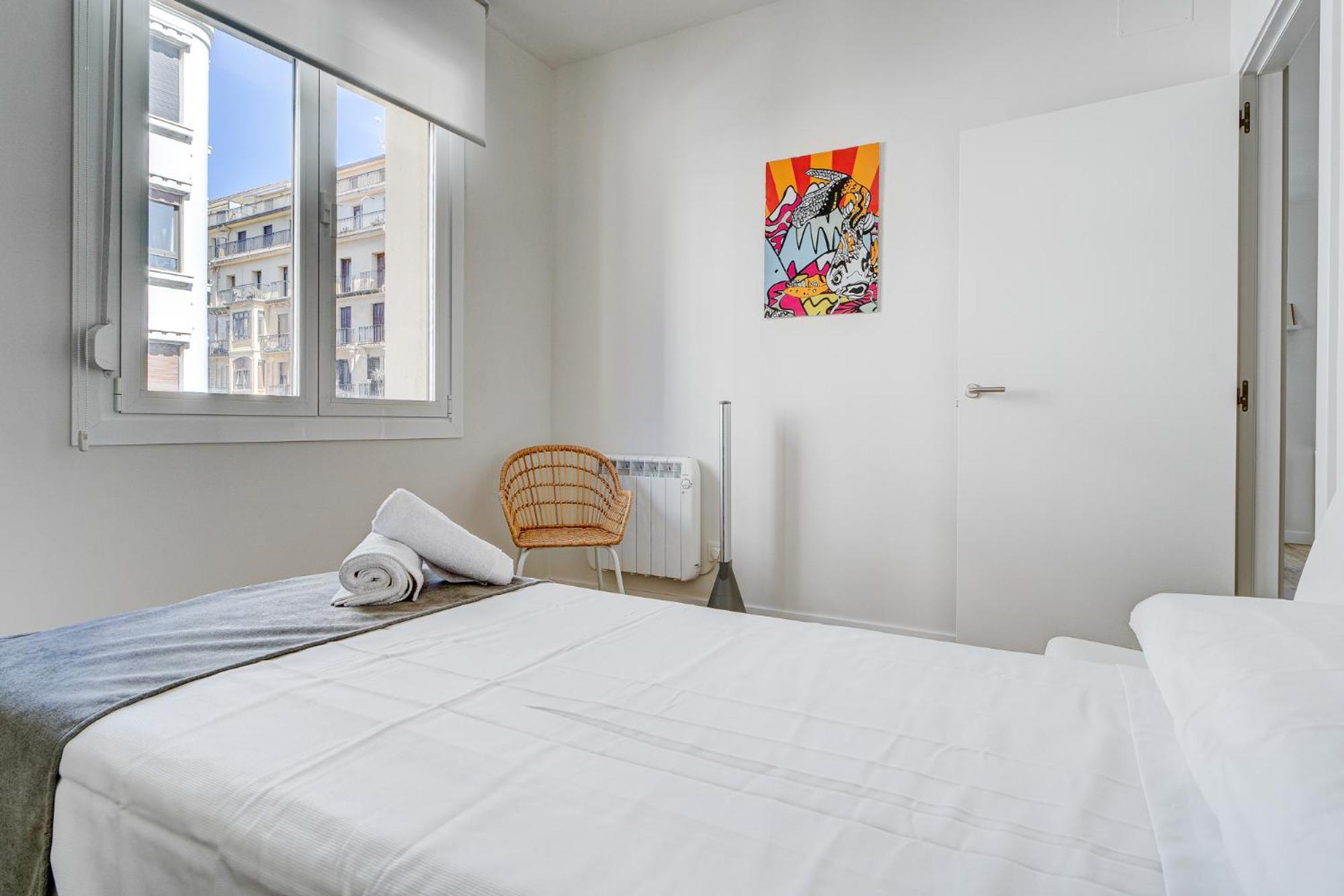 Apartamentos Gran Via By Sanse Holidays Сан Себастиан Екстериор снимка